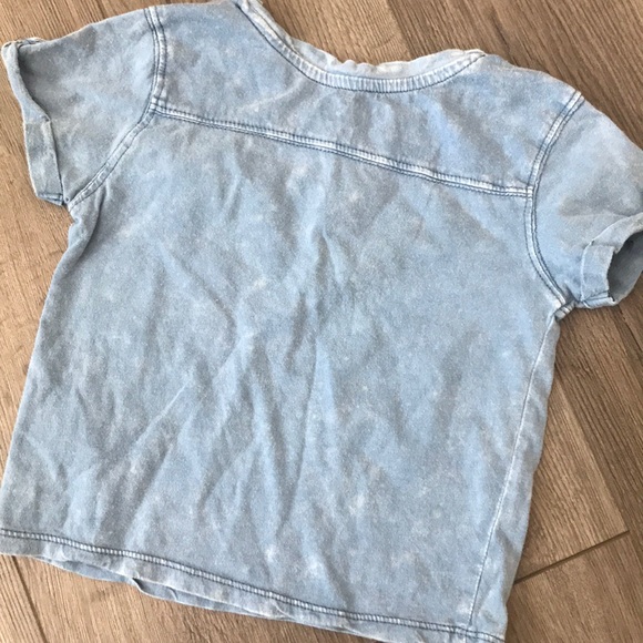 Distressed tee - Picture 4 of 4